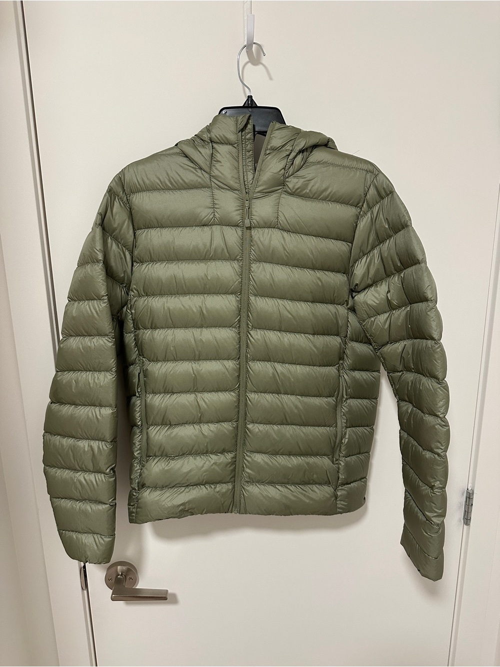 Aritzia Super World The Super Lite Men’s Packable Down Jacket – S
